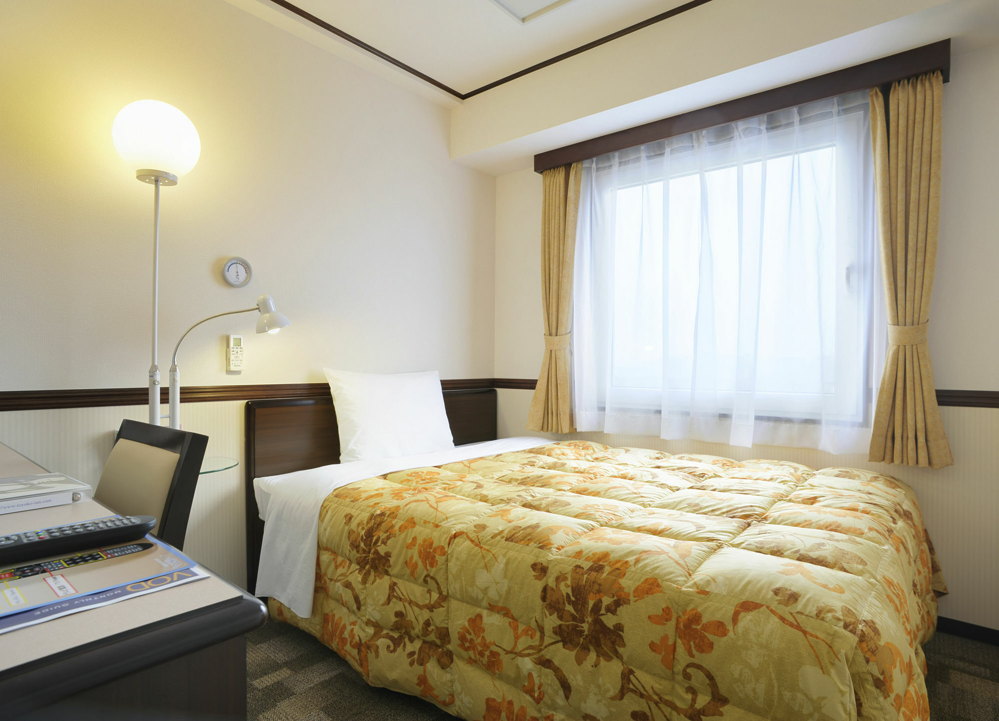 Toyoko Inn Sendai-Eki Nishi-Guchi Chuo Exterior photo